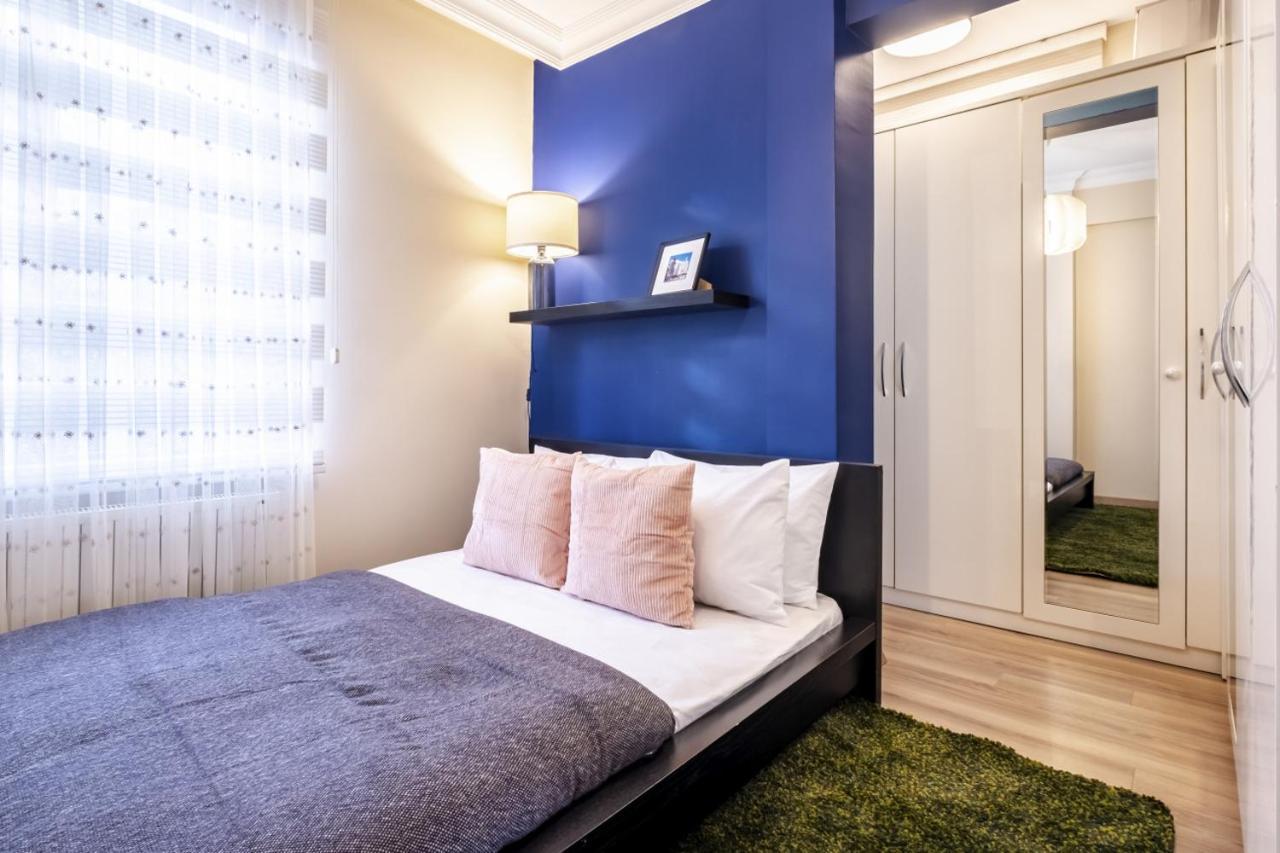 Apartamento Captivating Flat With Balcony Near Besiktas Pier Estambul Exterior foto