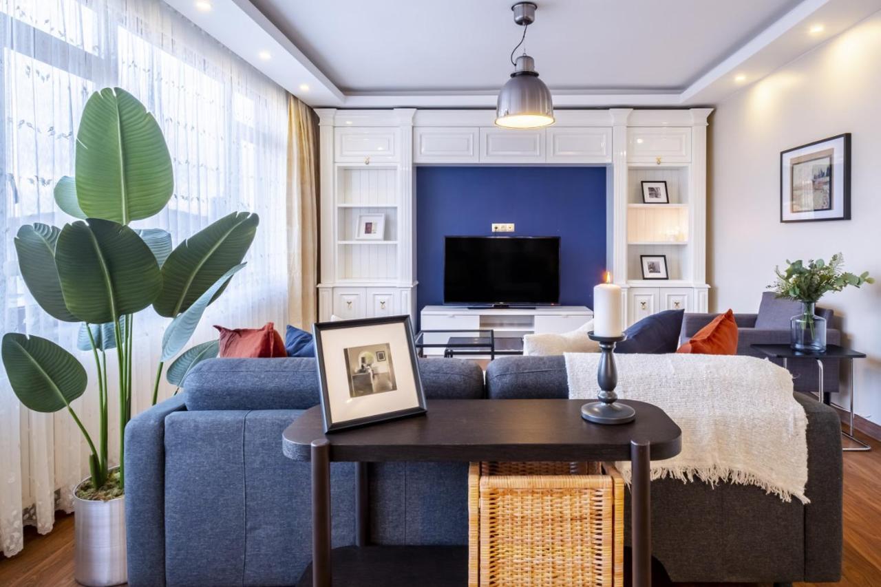 Apartamento Captivating Flat With Balcony Near Besiktas Pier Estambul Exterior foto